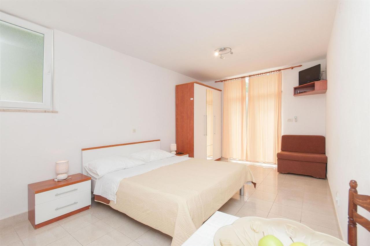 Apartments Ante Makarska Exterior foto